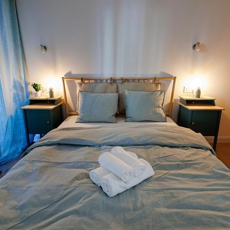 The Corner Luxe Apartment Бухарест Экстерьер фото