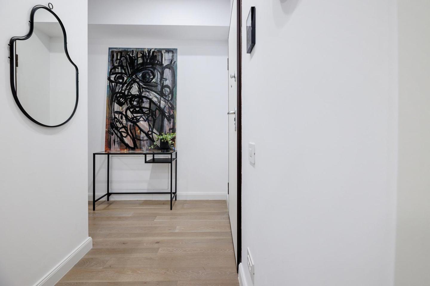 The Corner Luxe Apartment Бухарест Экстерьер фото